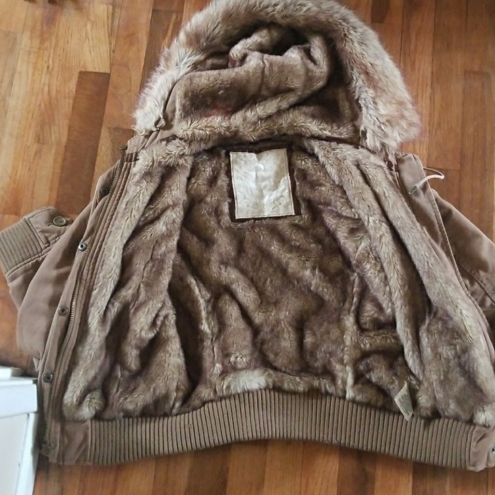 Jacket - Picture 3 of 3